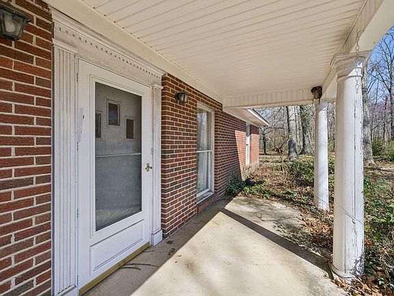 5th image of 766 Bowling Alley Rd