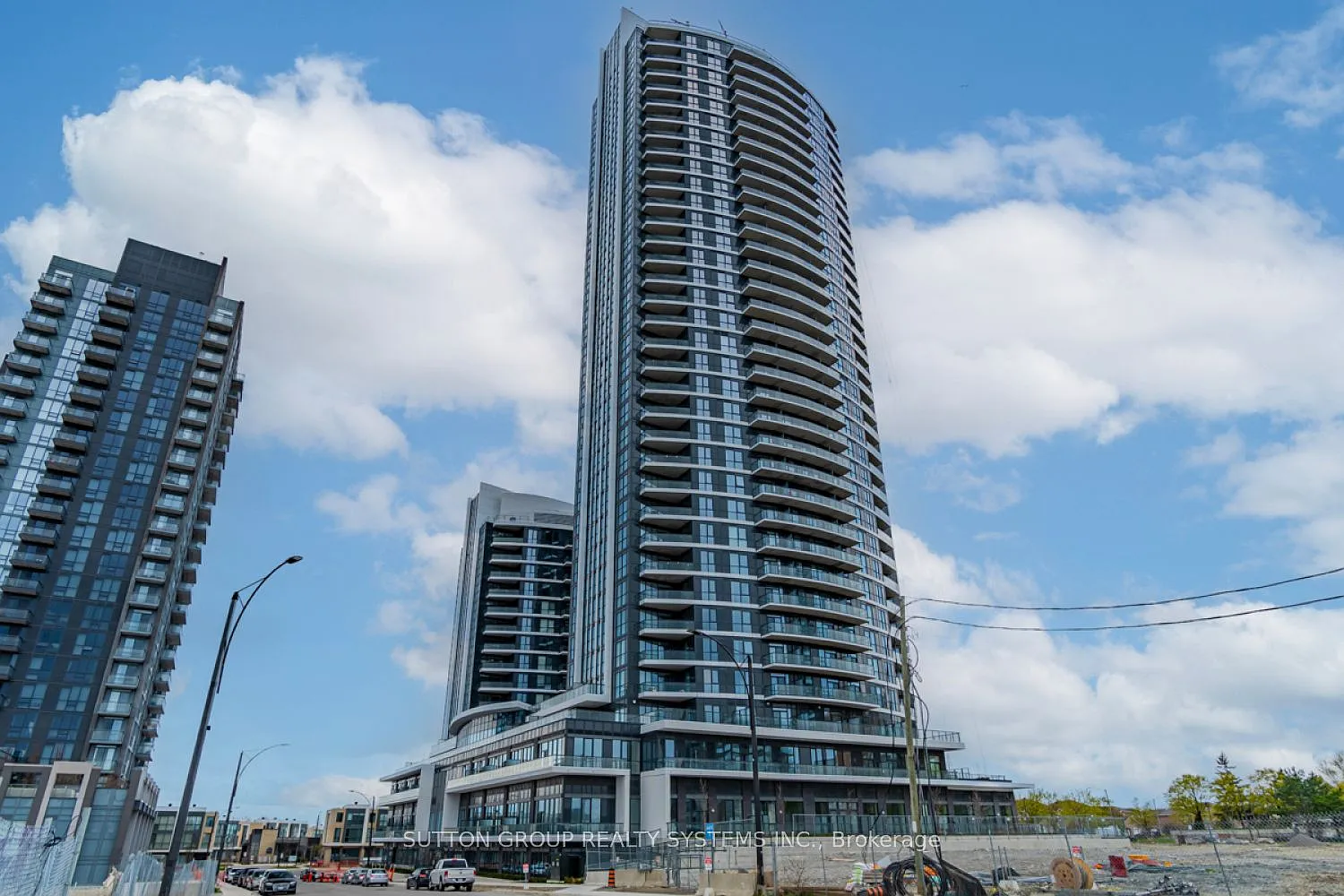 2 bed, $2,450 — Photo 1