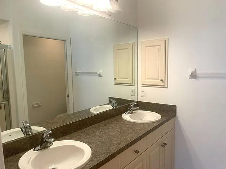 4270 Vicenza Dr #B40 — Photo 22