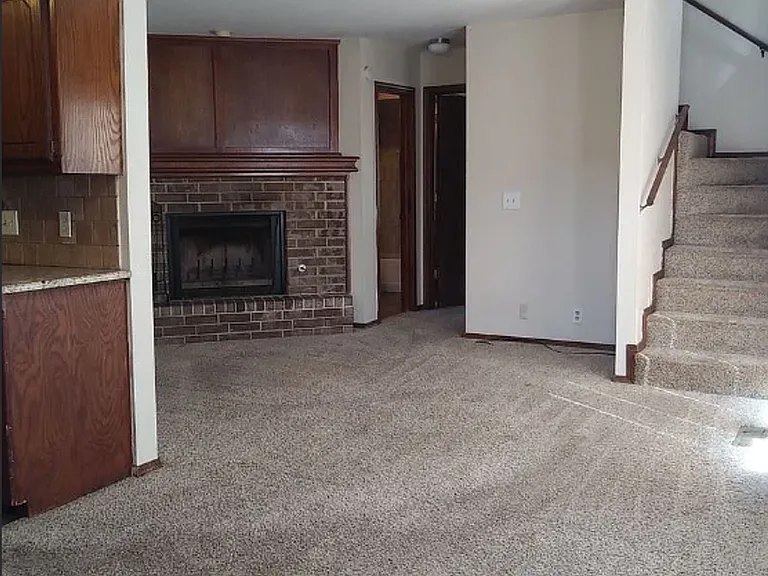 4107 Heritage Place Dr — Photo 2
