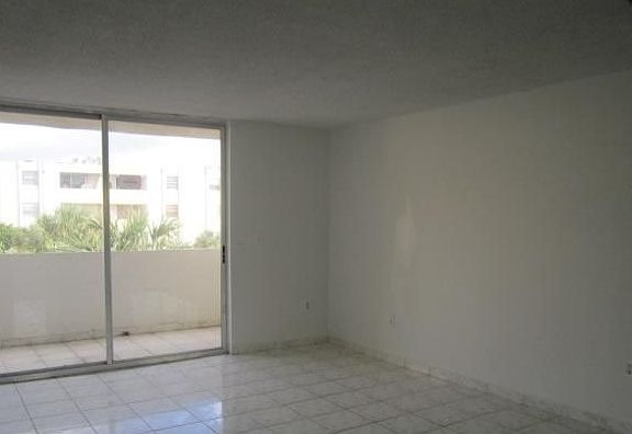 5th image of 10000 NW 80th Ct APT 2466