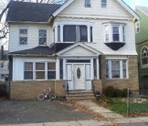 5th image of 105 N 18th St