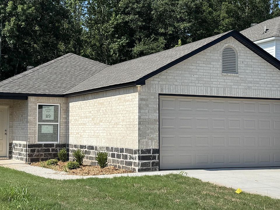 1st image of 140 Jonathan Dr