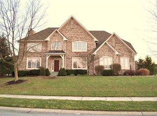 3259 Hawthorne Dr W, Carmel, IN 46033