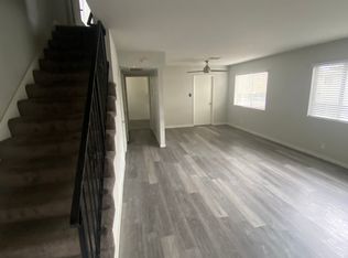 18375-1 Collins St #125, Tarzana, CA 91356