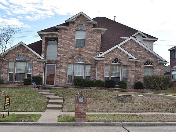 2nd image of 1212 Ashford Dr