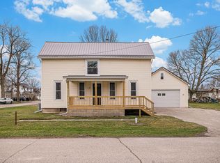 19041 W 3rd St, New Paris, IN 46553