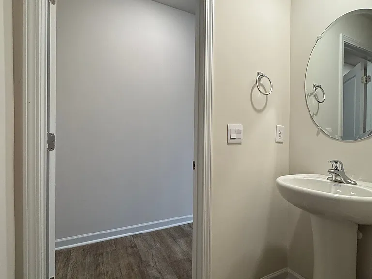 1310 Broholmer Ln — Photo 17