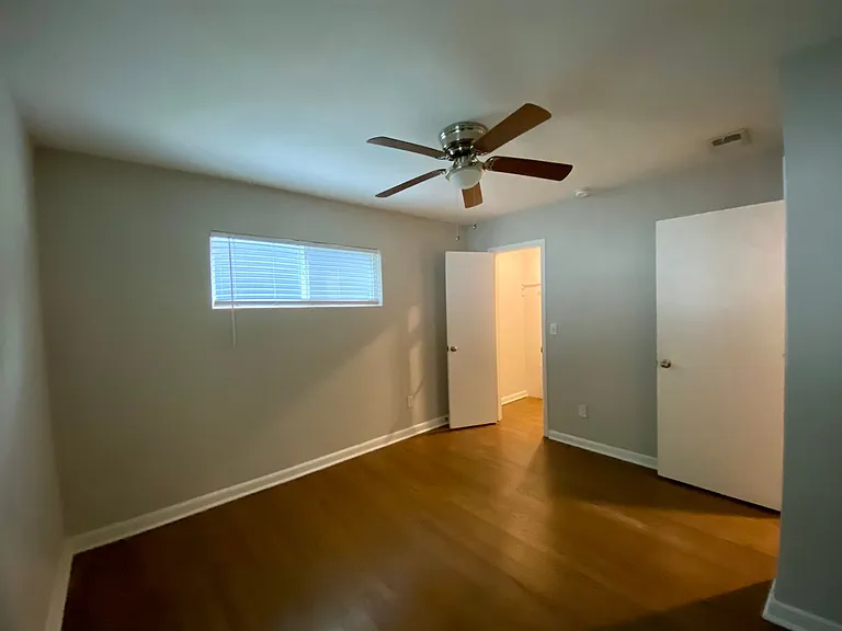 Oak Pointe Apartments — Photo 10