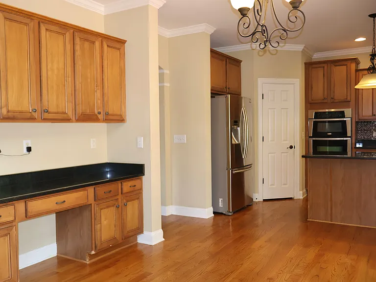 6887 Walnut Hills Dr — Photo 20