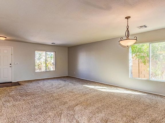 4th image of 27996 N Jade St