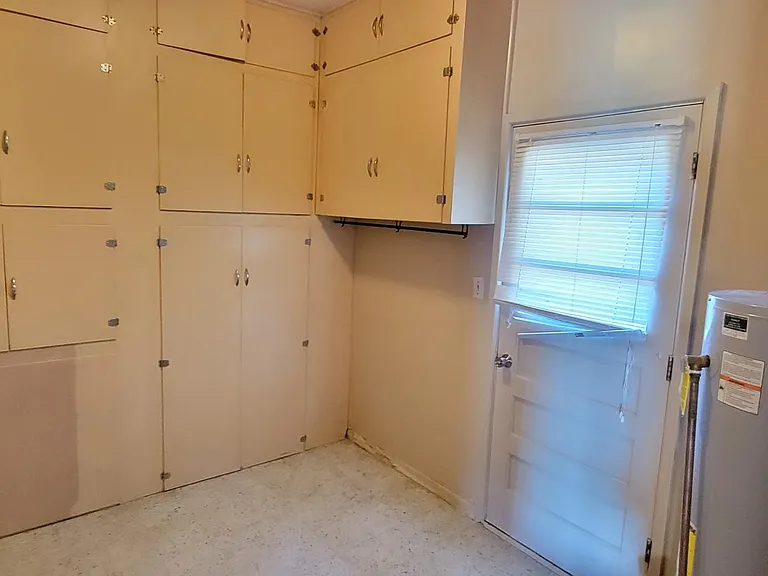 3344 S Washington Ave — Photo 16
