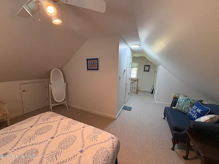 901 Firefly Ct — Photo 13