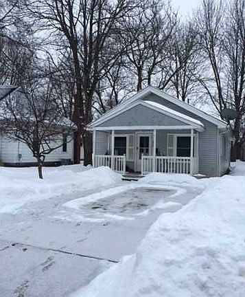 2nd image of 200A Elmwood St