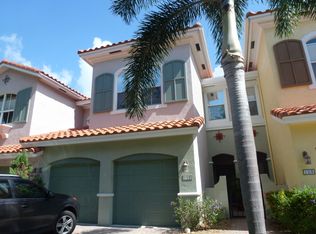 102 Las Brisas Cir, Hypoluxo, FL 33462