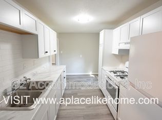 1514 N Spring St, Independence, MO 64050