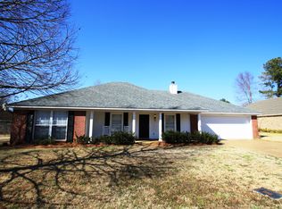645 Windward Ln, Richland, MS 39218