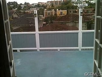 3rd image of 2851 S Pacific Ave