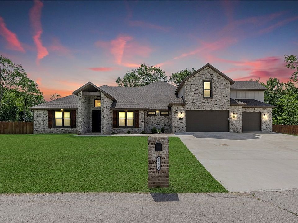 1st image of 12431 Wildwood Dr