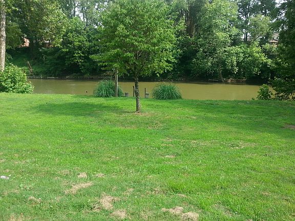 Extra lot for outdoor cookouts and fun outdoor games!