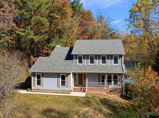 102 Kingsridge Ln, Arden, NC 28704