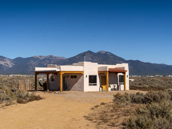 142 Camino Tortuga, El Prado, NM 87529