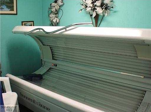 Home for Sale in New Port Richey, Florida $130,000