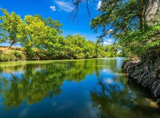 105A Oleander Rd, Comfort, TX 78013