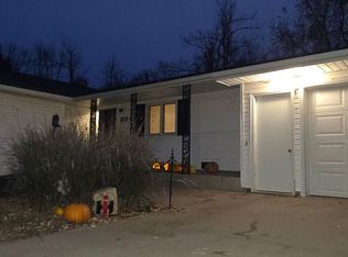 304 Chavis Dr, Hendricks, MN 56136