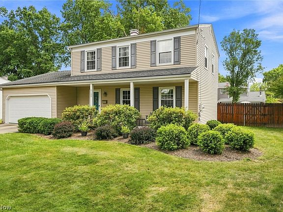 2nd image of 4185 Claridge Dr