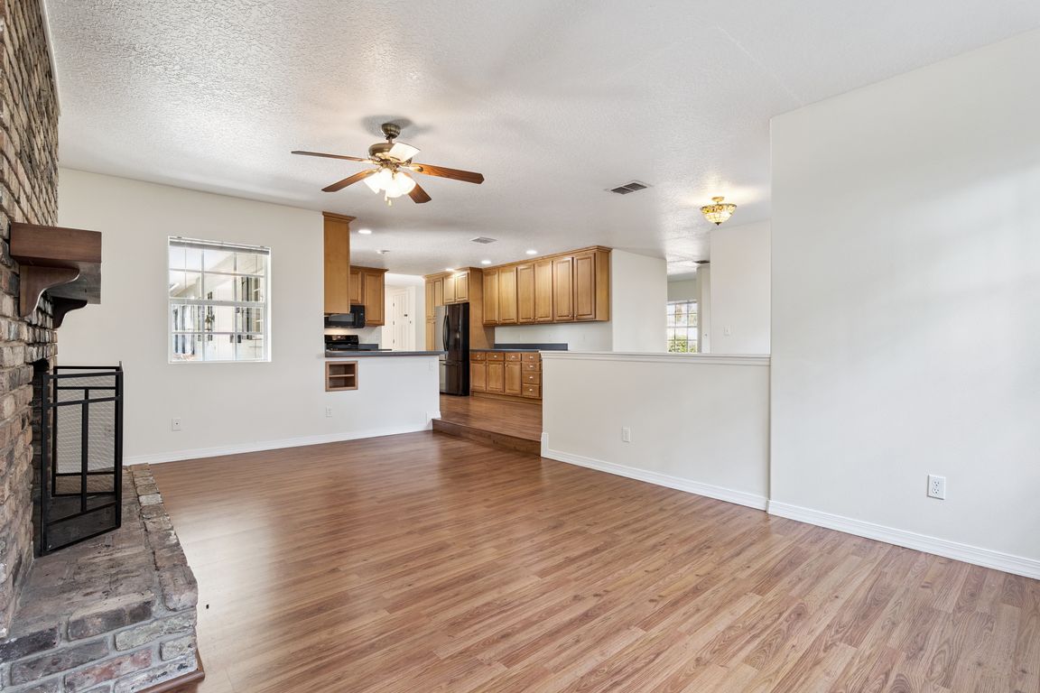 next background image