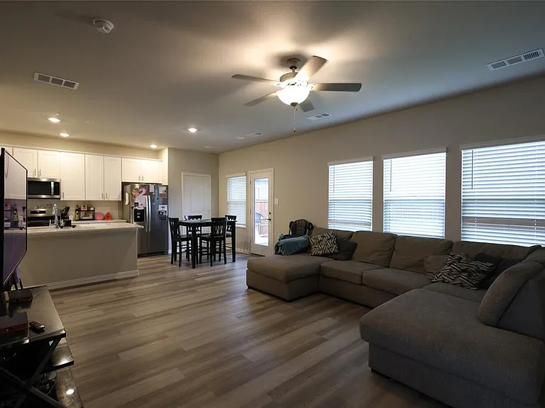3815 Cisco Dr — Photo 3