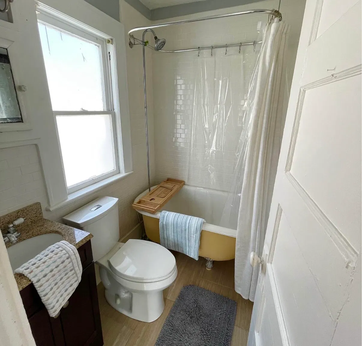 1 bed, 350 sqft, $1,300 — Photo 4