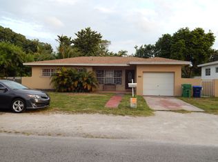 760 NE 161st St, Miami, FL 33162
