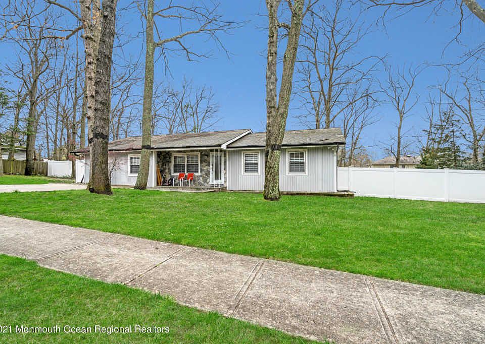 1st image of 1167 Idalia Ave