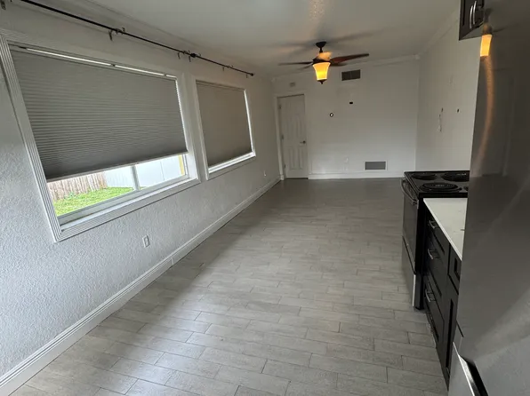 7443 Branch St, Hollywood, FL 33024