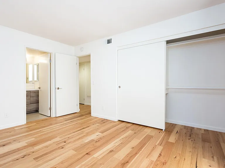 4666 Utah St #2 — Photo 10