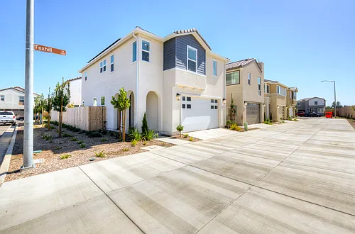 1527 Foxhill Ln Photo 1