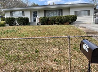 1127 Cranbrook Dr, Hixson, TN 37343