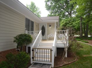 578 Pinewood Rd, Asheboro, NC 27205