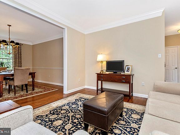 5th image of 11013 Gray Marsh Pl