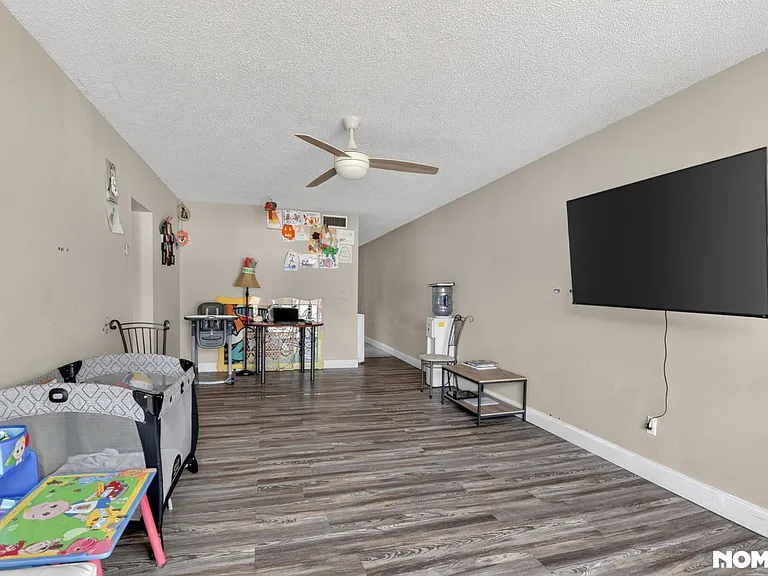 1500 Virginia Ave #203 — Photo 5
