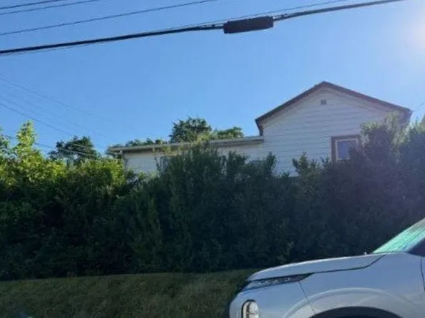 1601 5th Ave, Freedom, PA 15042
