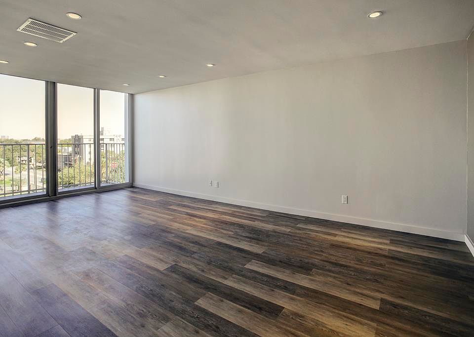 1st image of 3600 Montrose Blvd Unit 504