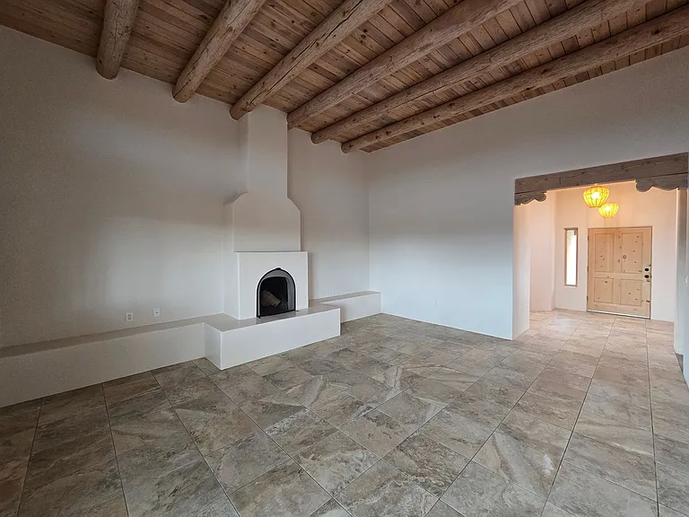 4 Inez Ct — Photo 5