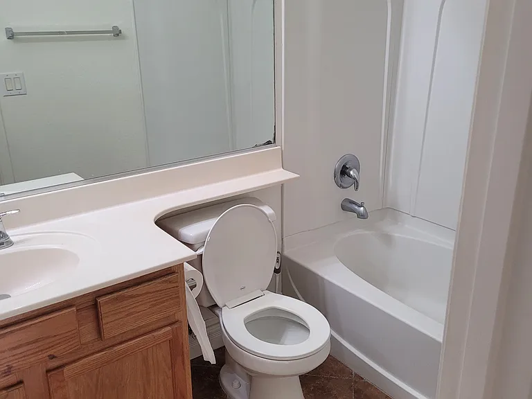 4516 E Willet St — Photo 21