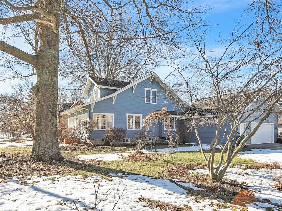 715 W 3rd St, Pella, IA 50219 Zillow