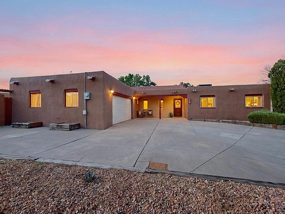 3rd image of 310 La Espina Pl NE