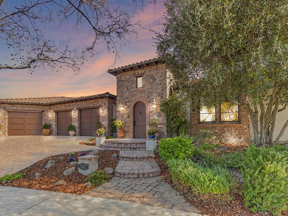 1st image of 2265 Somerset Cir