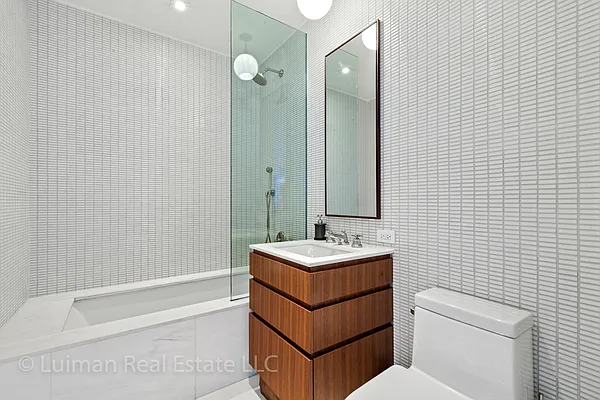 Rented by BLU Real Estate | media 15